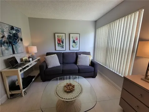 3774 Inverrary Boulevard Lauderhill FL 33319