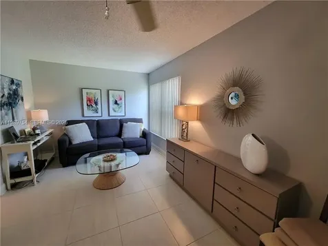 3774 Inverrary Boulevard Lauderhill FL 33319