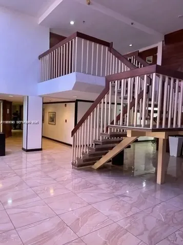 17890 W Dixie Highway 702 Highway North Miami Beach FL 33160