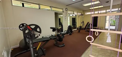 17890 W Dixie Highway 702 Highway North Miami Beach FL 33160