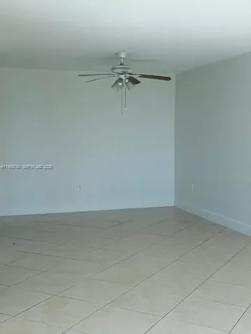 17890 W Dixie Highway 702 Highway North Miami Beach FL 33160