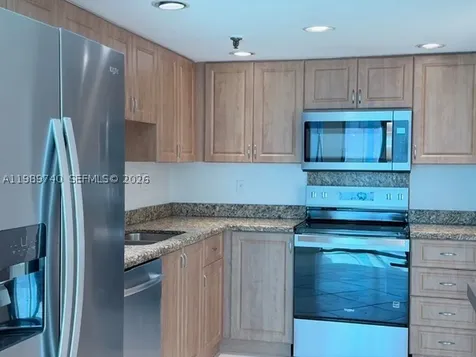 17890 W Dixie Hwy 702 Highway North Miami Beach FL 33160