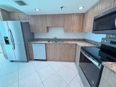 17890 W Dixie Highway 702 Highway North Miami Beach FL 33160