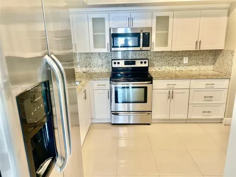 4015 W Park Road Hollywood FL 33021