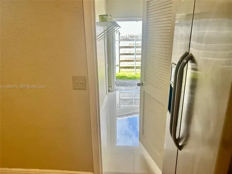 4015 W Park Road Hollywood FL 33021