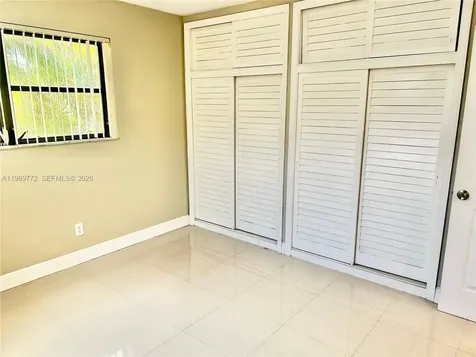4015 W Park Road Hollywood FL 33021
