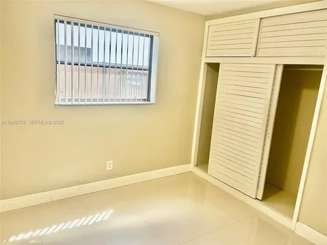 4015 W Park Road Hollywood FL 33021