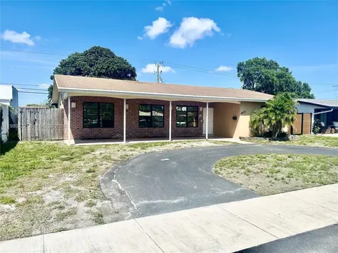 4015 W Park Road Hollywood FL 33021
