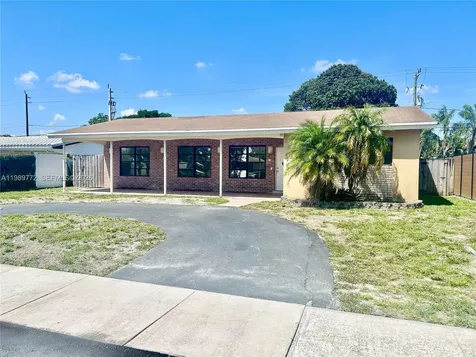4015 W Park Road Hollywood FL 33021