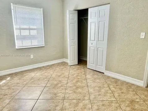 350 E 58th Street Hialeah FL 33013