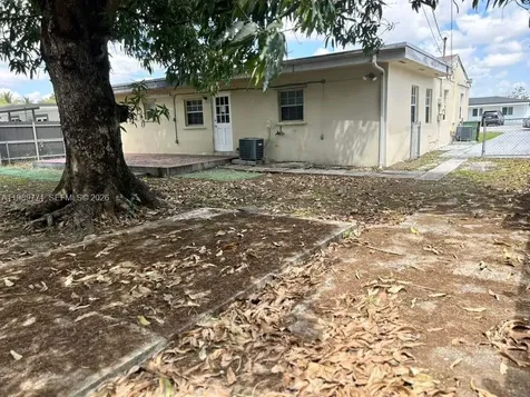 350 E 58th Street Hialeah FL 33013