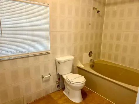 350 E 58th Street Hialeah FL 33013