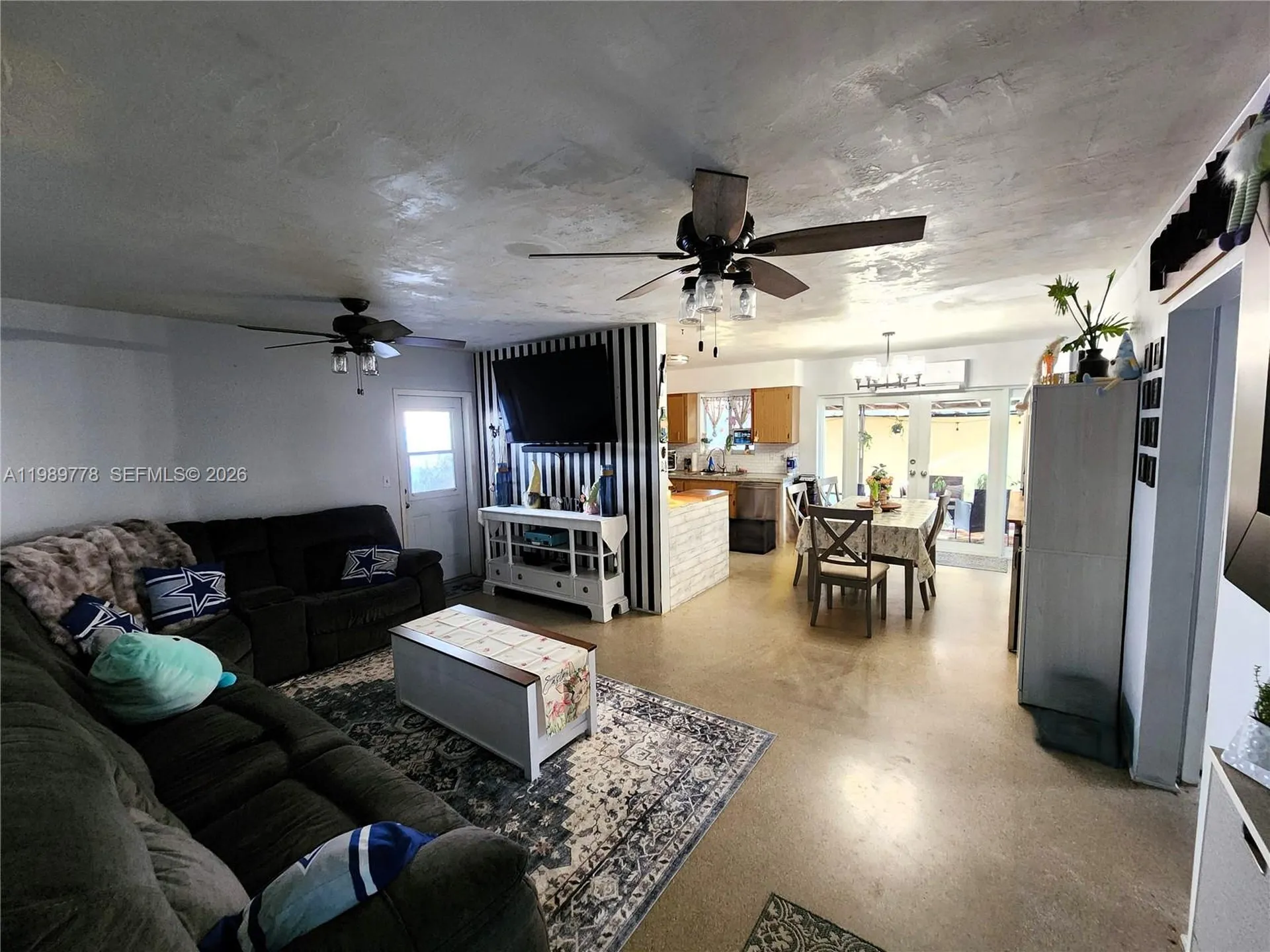 6721 Garfield Street Hollywood FL 33024