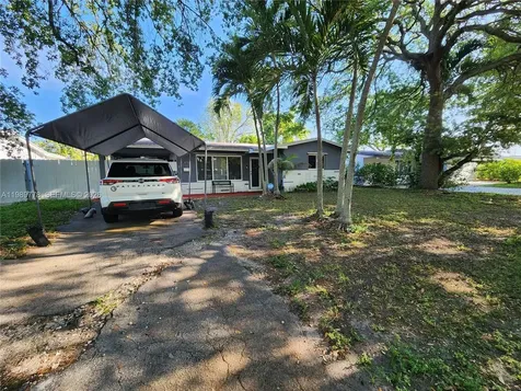 6721 Garfield Street Hollywood FL 33024