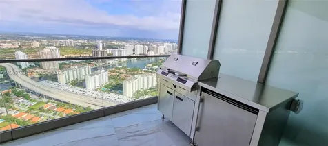 18975 Collins Avenue Sunny Isles Beach FL 33160