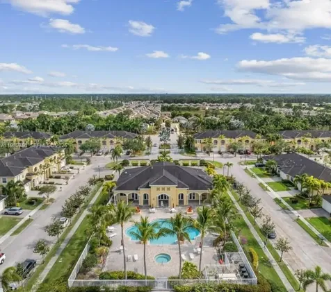 6479 NW Castlebrook Avenue Port St. Lucie FL 34983