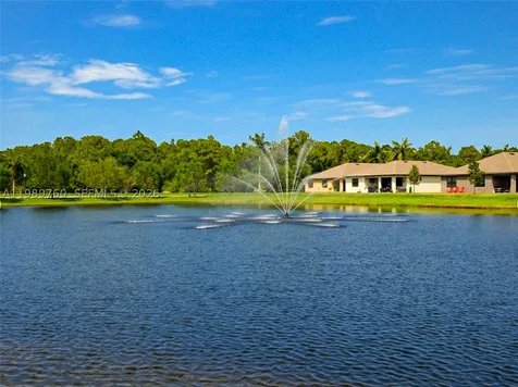 6479 NW Castlebrook Avenue Port St. Lucie FL 34983