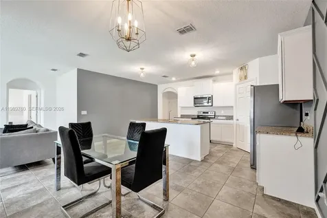 6479 NW Castlebrook Avenue Port St. Lucie FL 34983
