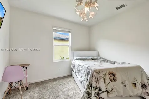 6479 NW Castlebrook Avenue Port St. Lucie FL 34983