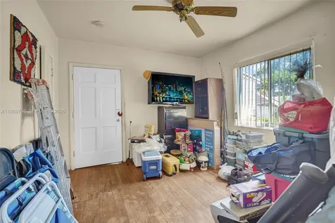 1451 NW 43rd Street Miami FL 33142