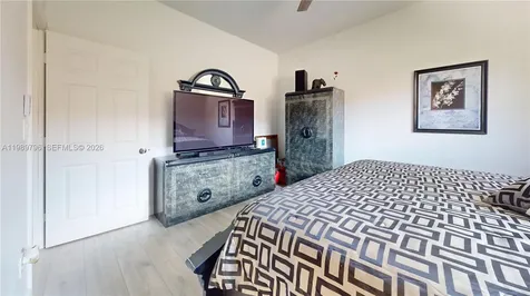809 NW 170th Terrace Pembroke Pines FL 33028