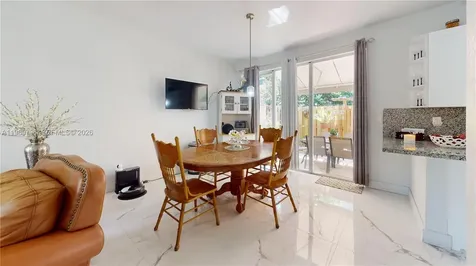 809 NW 170th Terrace Pembroke Pines FL 33028
