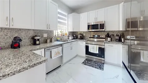 809 NW 170th Terrace Pembroke Pines FL 33028