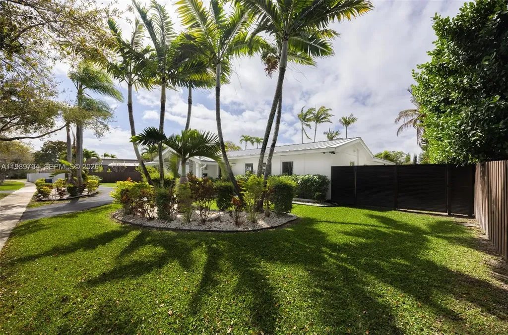 17520 SW 89th Avenue Palmetto Bay FL 33157