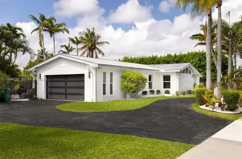17520 SW 89th Avenue Palmetto Bay FL 33157