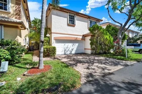 1251 Hayes Street Hollywood FL 33019