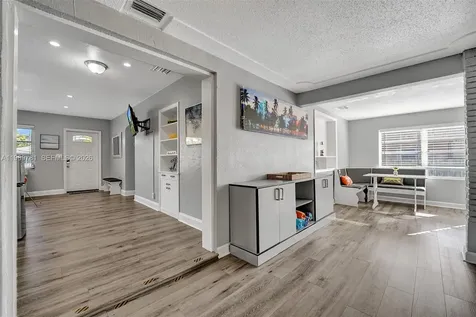 529 NW 8th Street Dania Beach FL 33004