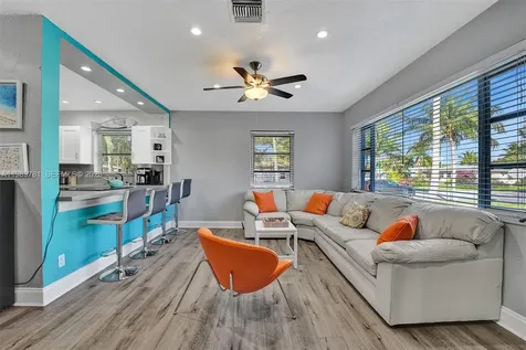529 NW 8th Street Dania Beach FL 33004