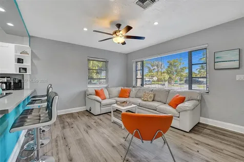 529 NW 8th Street Dania Beach FL 33004