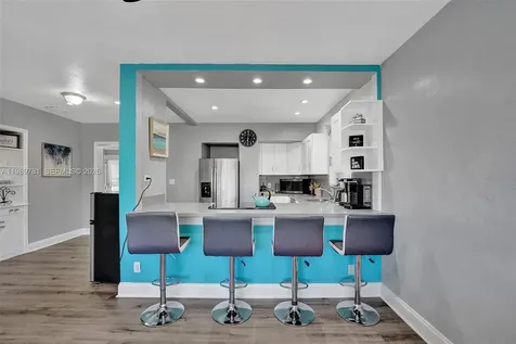 529 NW 8th Street Dania Beach FL 33004