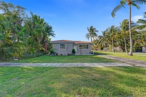 529 NW 8th Street Dania Beach FL 33004