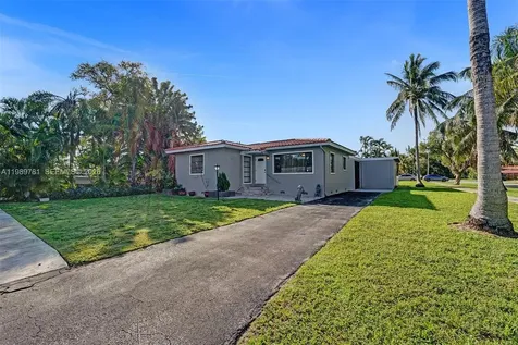 529 NW 8th Street Dania Beach FL 33004