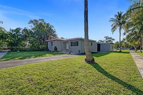 529 NW 8th Street Dania Beach FL 33004
