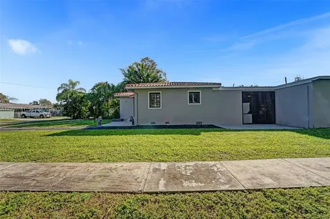 529 NW 8th Street Dania Beach FL 33004