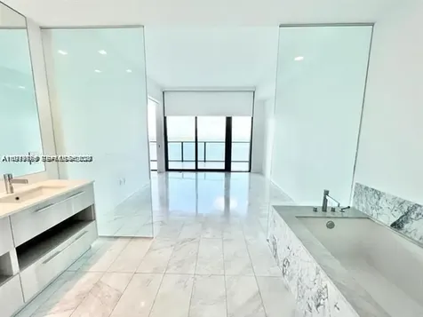 480 NE 31st Street Miami FL 33137