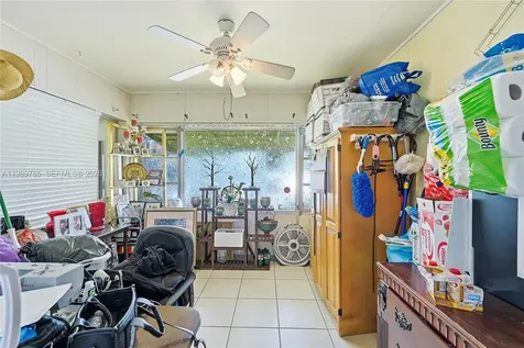 8431 NW 12th Street Plantation FL 33322