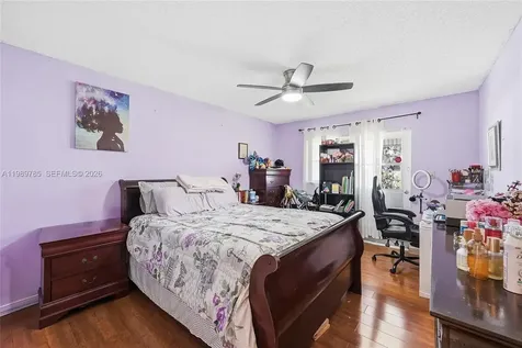 8431 NW 12th Street Plantation FL 33322