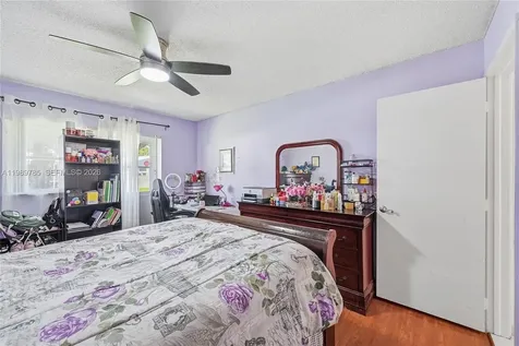 8431 NW 12th Street Plantation FL 33322