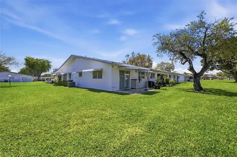 8431 NW 12th Street Plantation FL 33322