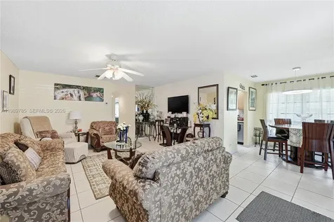 8431 NW 12th Street Plantation FL 33322