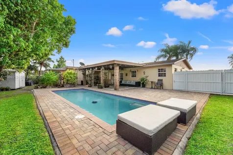 3605 SW 122nd Place Miami FL 33175