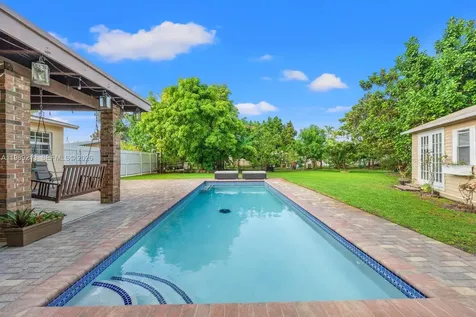 3605 SW 122nd Place Miami FL 33175