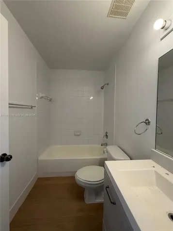 4768 NW 114th Avenue Doral FL 33178