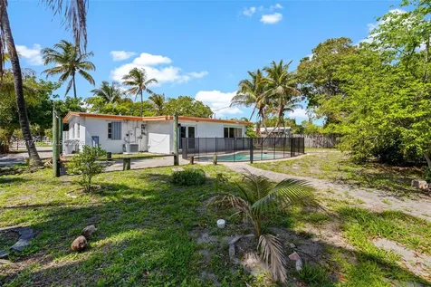 4750 NE 17th Avenue Pompano Beach FL 33064