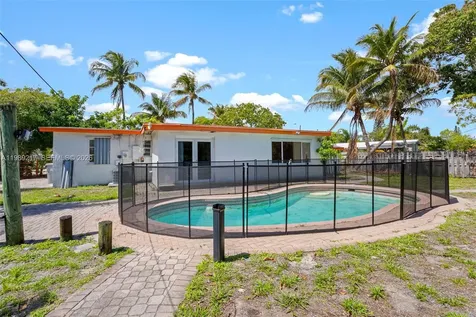 4750 NE 17th Avenue Pompano Beach FL 33064