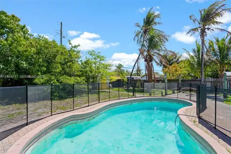 4750 NE 17th Avenue Pompano Beach FL 33064